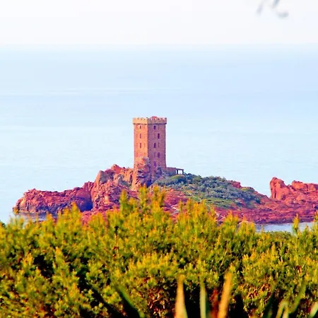 Cap Esterel Vacances, Au Calme Beau Studio Renove Ref : 312la Saint-Raphaël