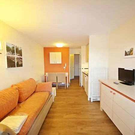 Cap Esterel Vacances, Au Calme Beau Studio Renove Ref : 312la Apartamento Saint-Raphaël